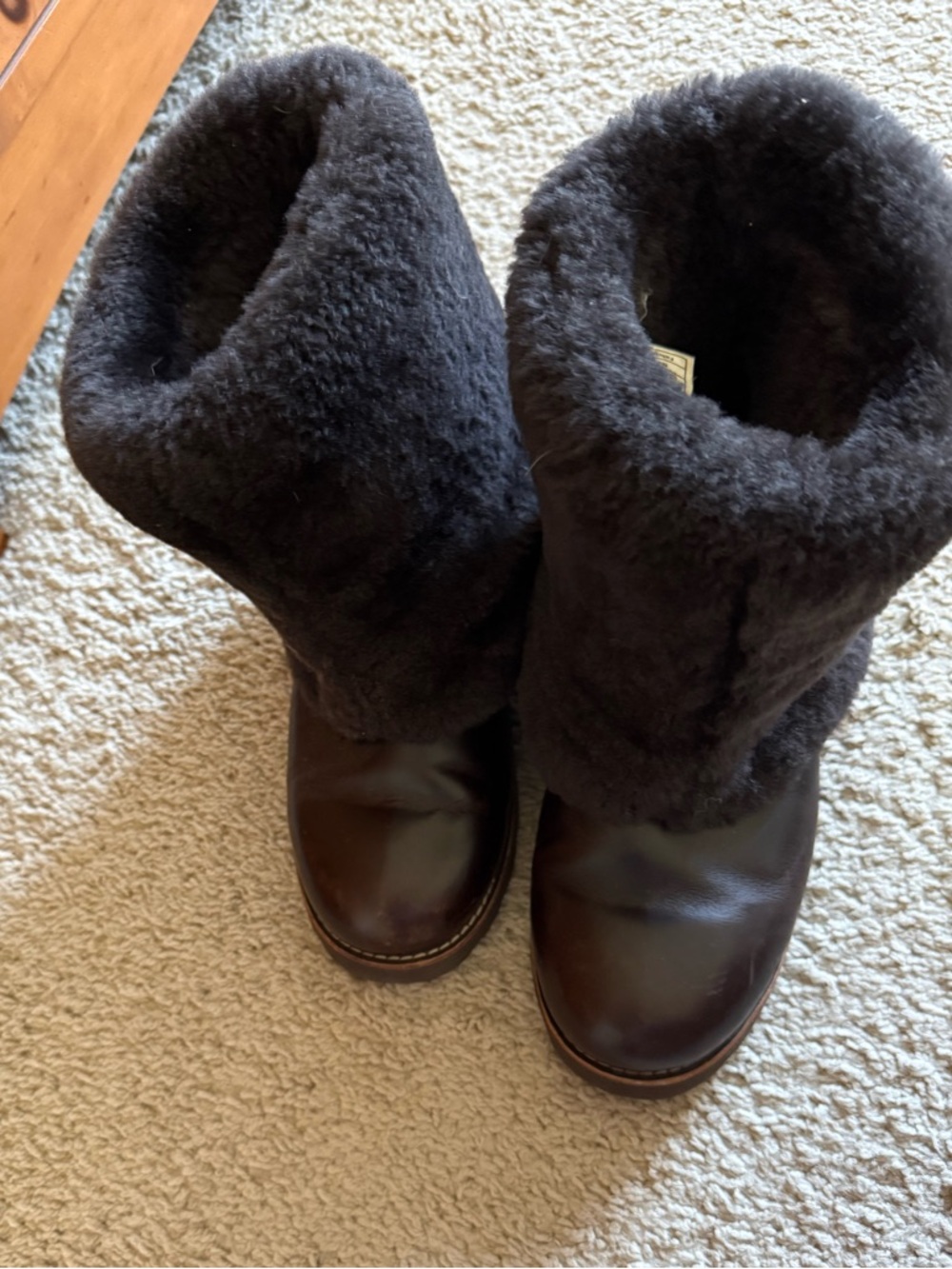 UGG Australia Maylin brown sheepskin cuffed boots